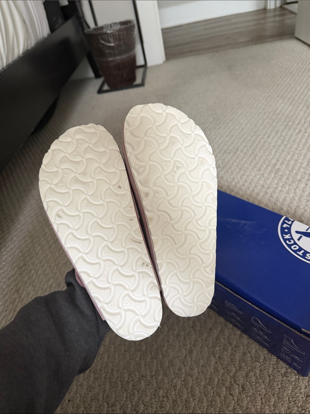 BRAND NEW Birkenstock Pink Suede Clogs with Buckle, Brand new, never worn - Picture 2 of 3